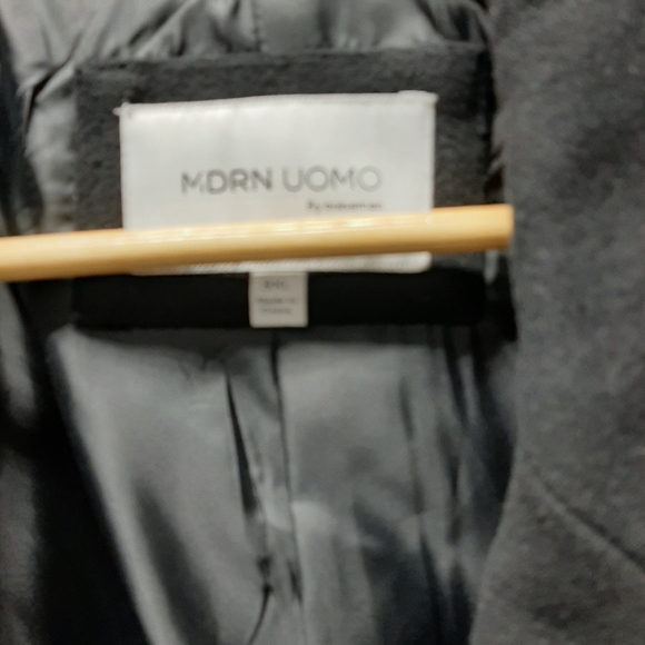 Mens coat - Picture 2 of 8